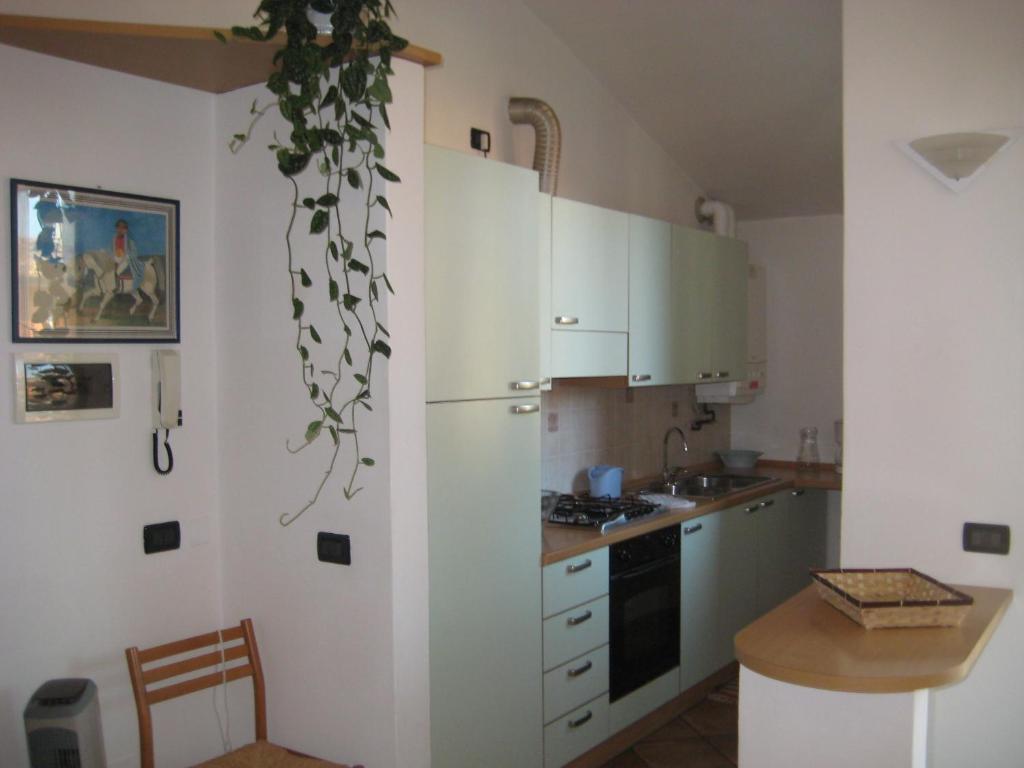 A Casa Da Franz Apartment Manerba del Garda Bilik gambar