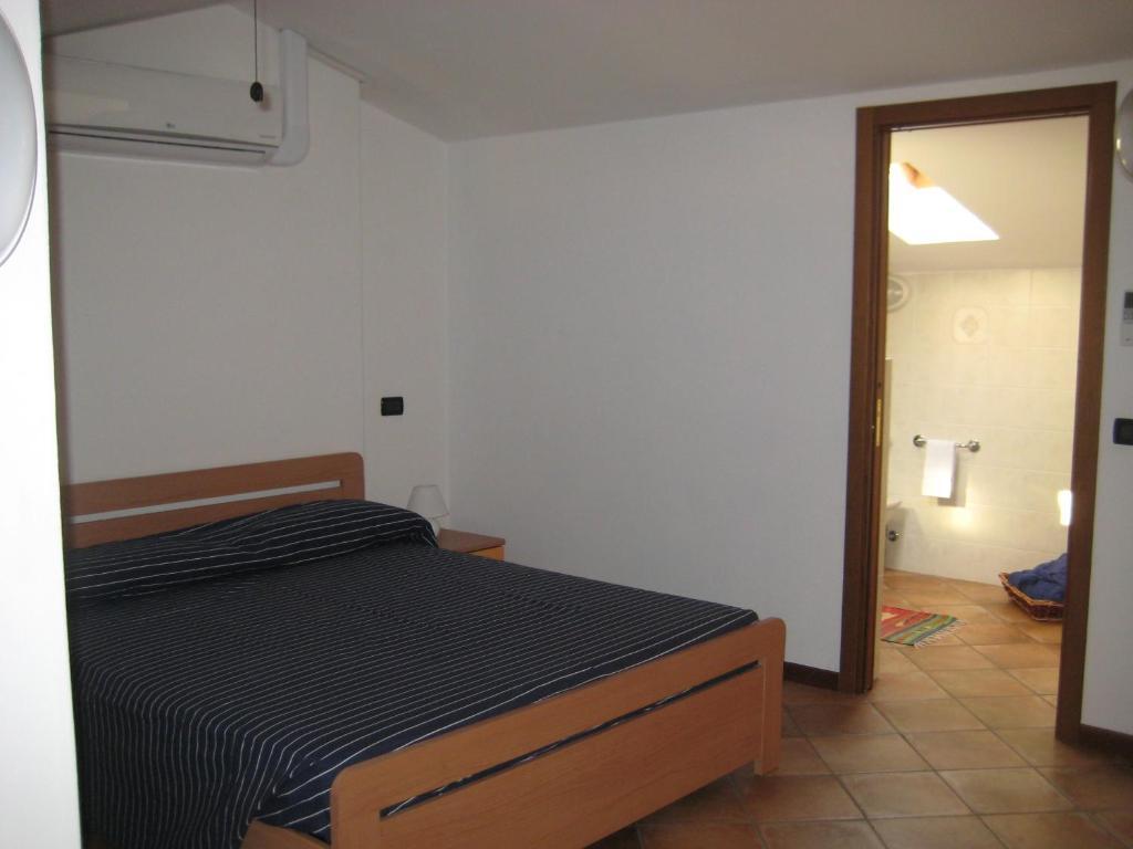 A Casa Da Franz Apartment Manerba del Garda Bilik gambar